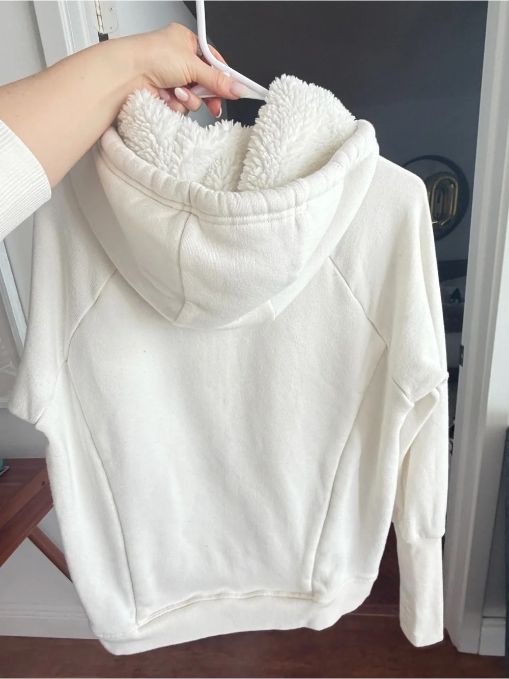 ALO Yoga Cream Sherpa-Lined Hoodie Sweatshirt